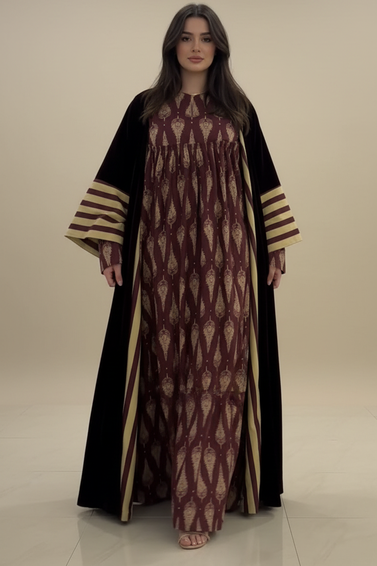 A31 - طقم ‏بشت مخملي من قطعتين بلون عنابي داكن وبيج فاتح