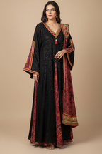 A60 – طقم دراعة أسود وبرغندي أنيق (3 قطع)