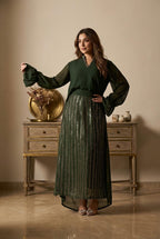 C94– طقم شيفون أنيق مع تنورة بنقشة مميزة – 4 ألوان